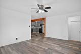 957 Meadowbrook Ln - Photo 13