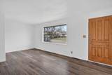 957 Meadowbrook Ln - Photo 3