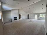 305 320 N - Photo 2