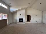 305 320 N - Photo 3