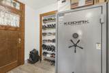 8075 55 W - Photo 20
