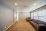 1040 Everett Ave - Photo 7