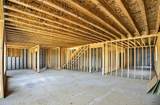 4444 Center - Photo 18