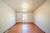 429 400 W - Photo 13