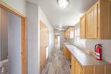 429 400 W - Photo 21
