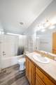 429 400 W - Photo 29
