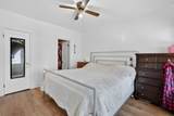 836 Wyeth St - Photo 18