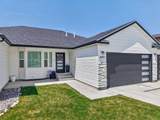 451 Vista - Photo 2