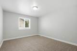 2641 Hillview Dr - Photo 32