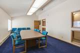 17 Center - Photo 22