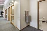 17 Center - Photo 27