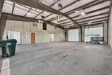 555 Pershing - Photo 9