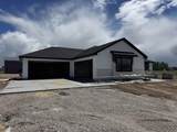 317 315 W - Photo 2