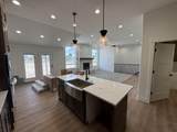 317 315 W - Photo 8