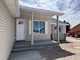 390 Wind River Dr - Photo 2