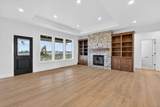 11735 Devonshire - Photo 8