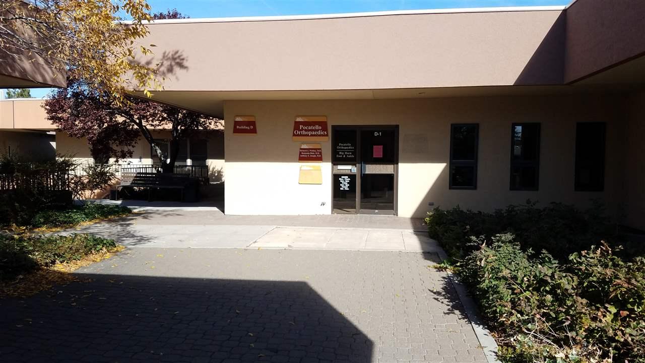 333 18th - Photo 1