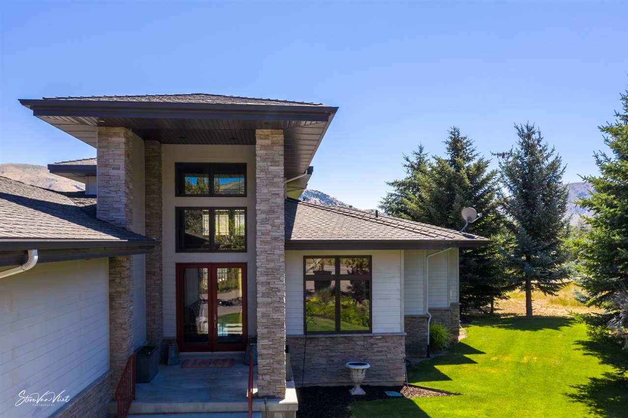 6800 Bannock Hwy - Photo 1