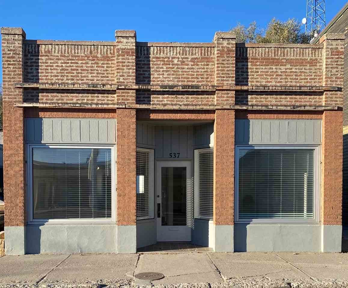 537 Main - Photo 1
