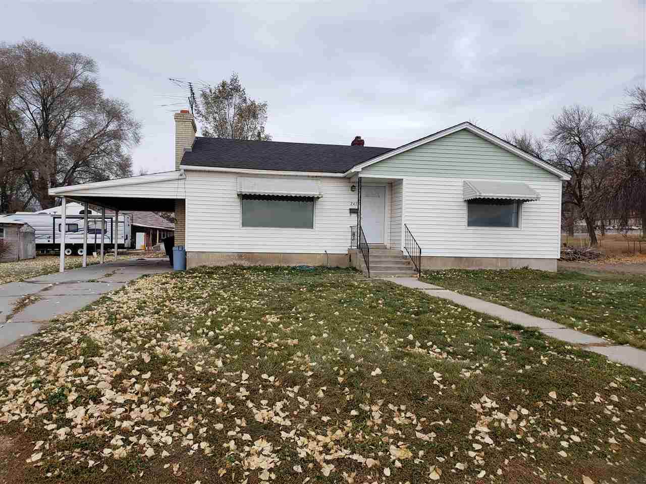 241 E 155 S - Photo 1