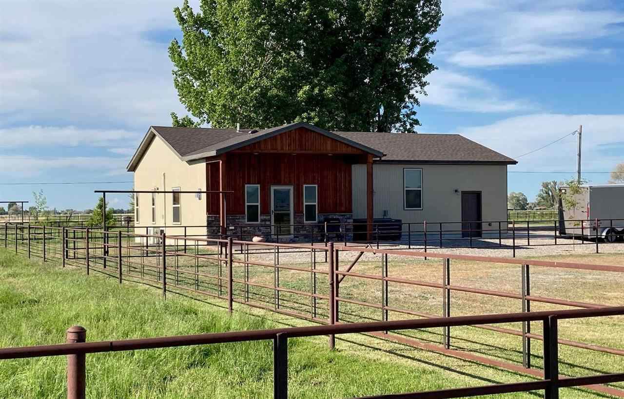241 350 N - Photo 1
