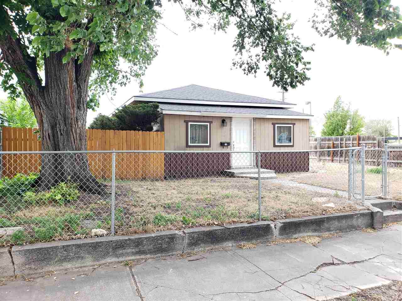 1341 Main - Photo 1