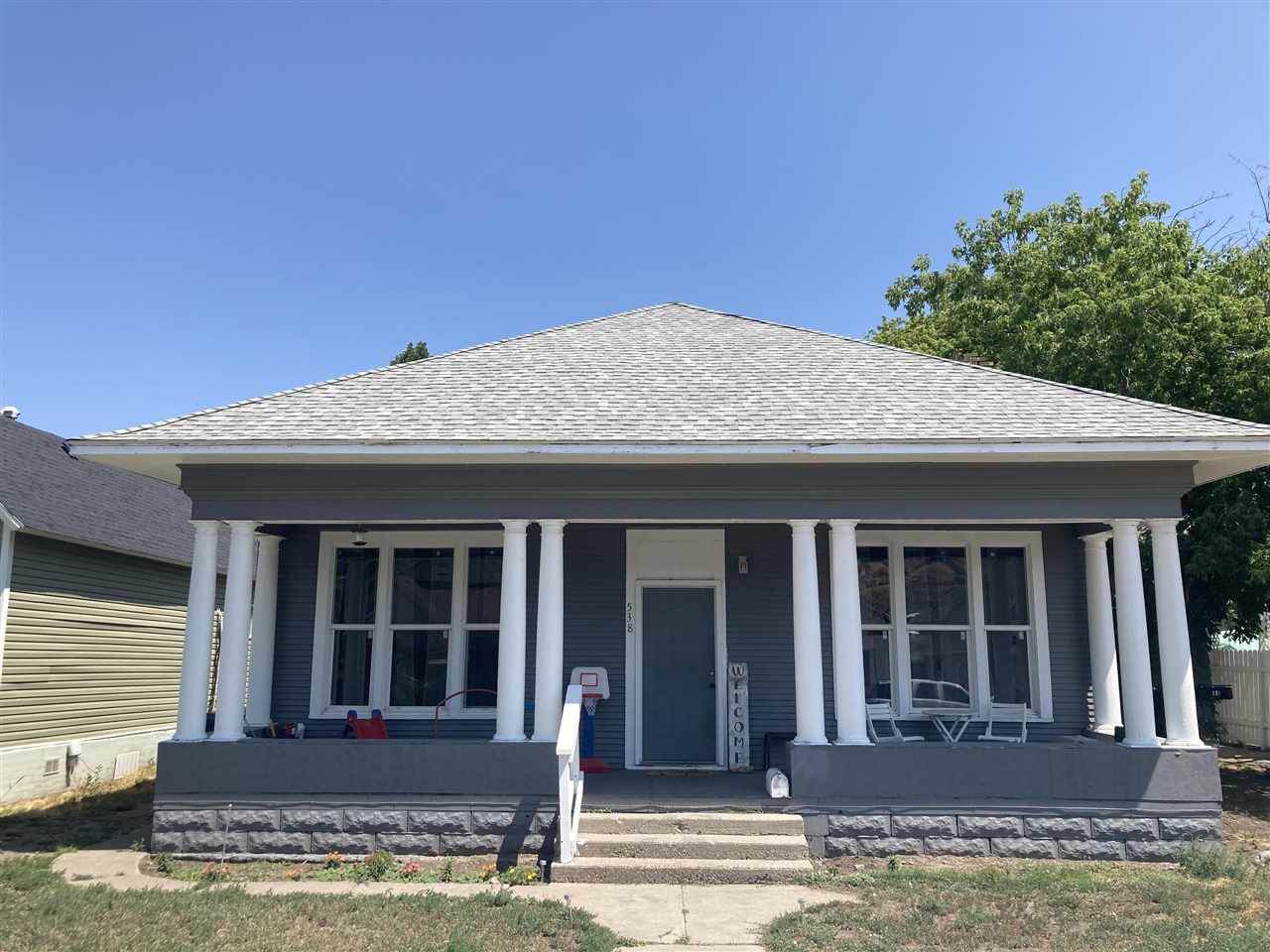 538 Hayes Ave - Photo 1