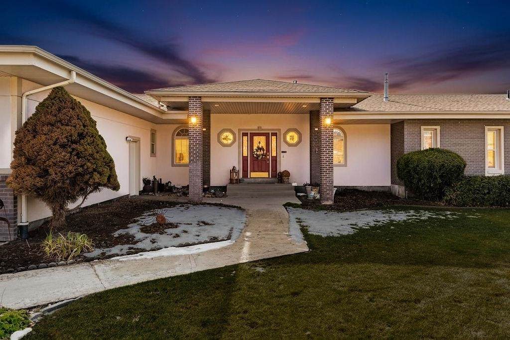 495 Fairway Drive - Photo 1