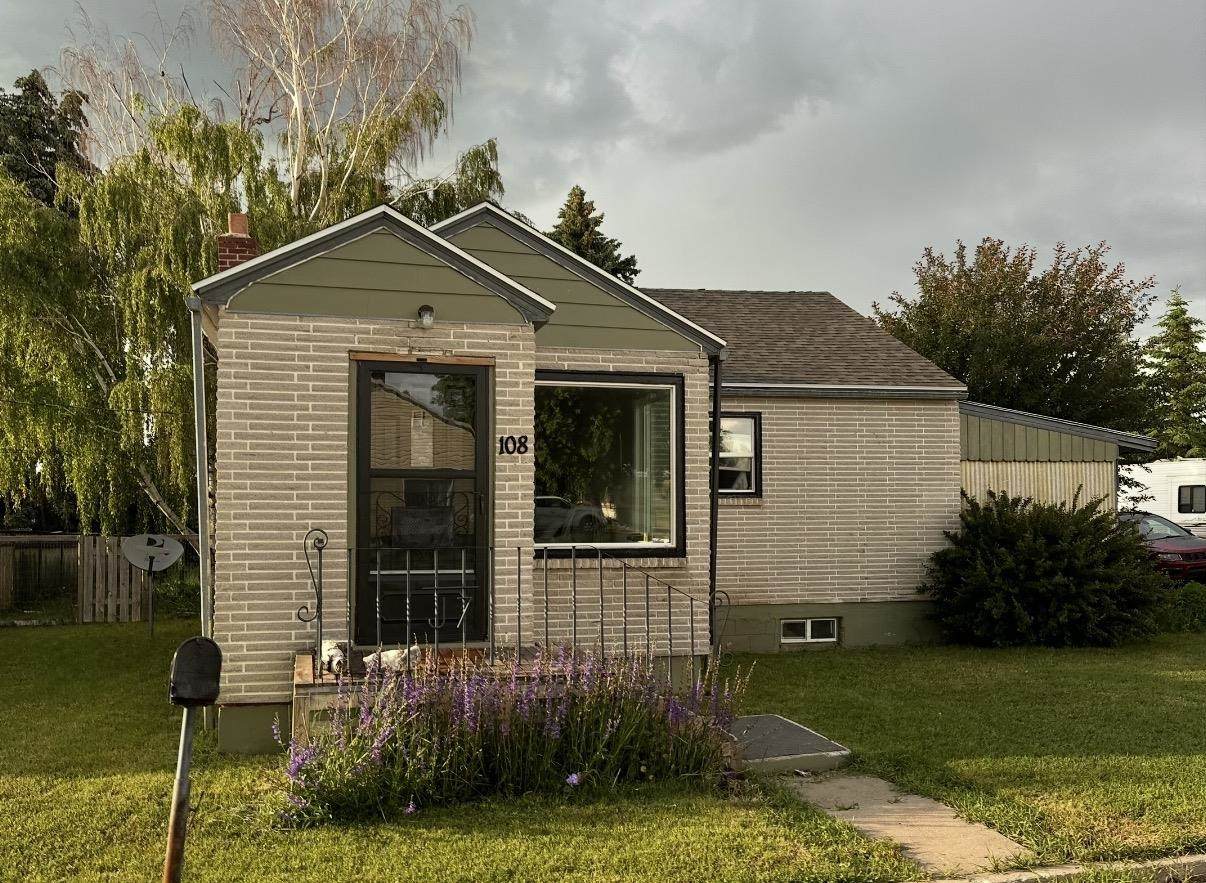 108 2nd S - Photo 1
