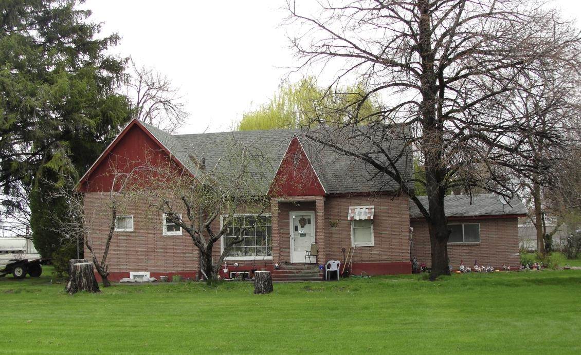 362 Main St - Photo 1