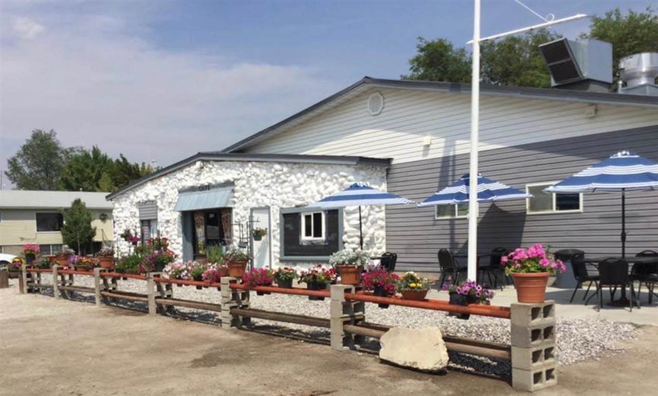 201 Center - Photo 1