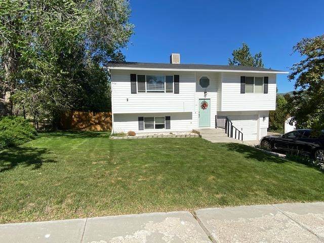 1416 Primrose Ave - Photo 1