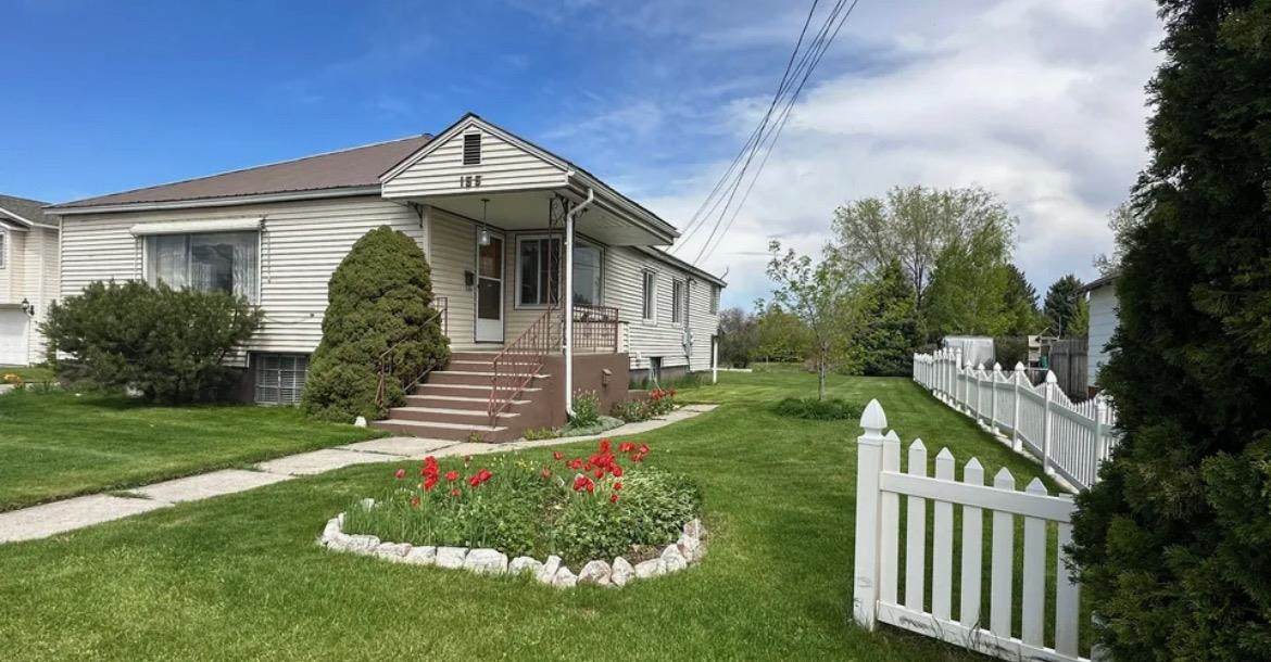 155 4th W - Photo 1