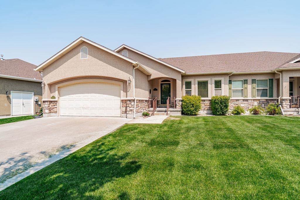 3336 Lundburg Ln - Photo 1