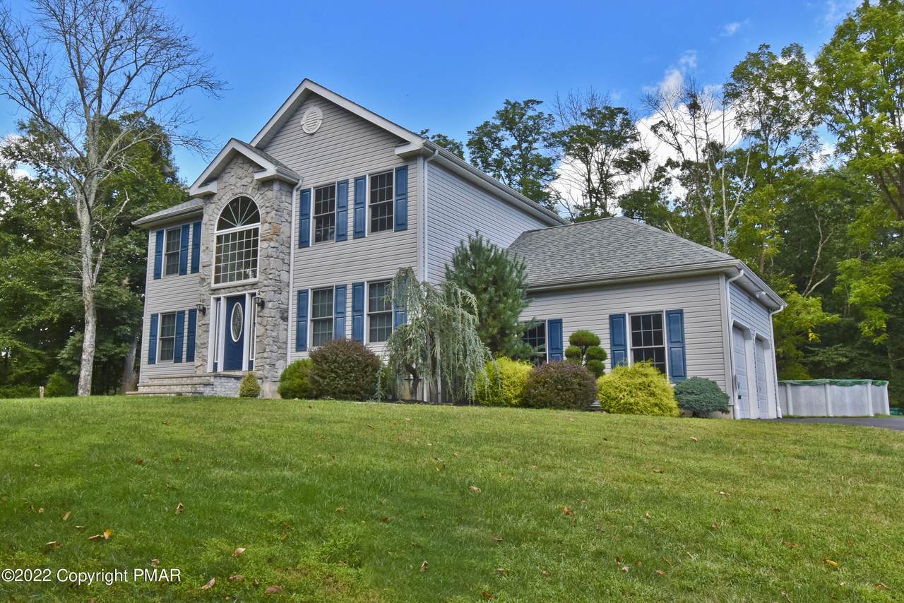 107 Starlight Drive - Photo 1