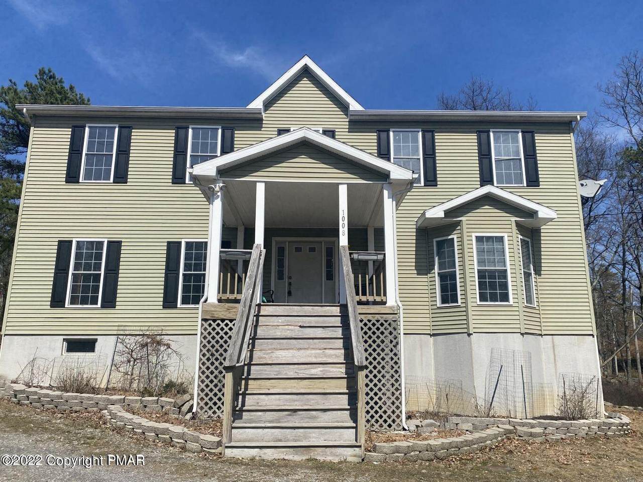 1008 Bear Dr - Photo 1