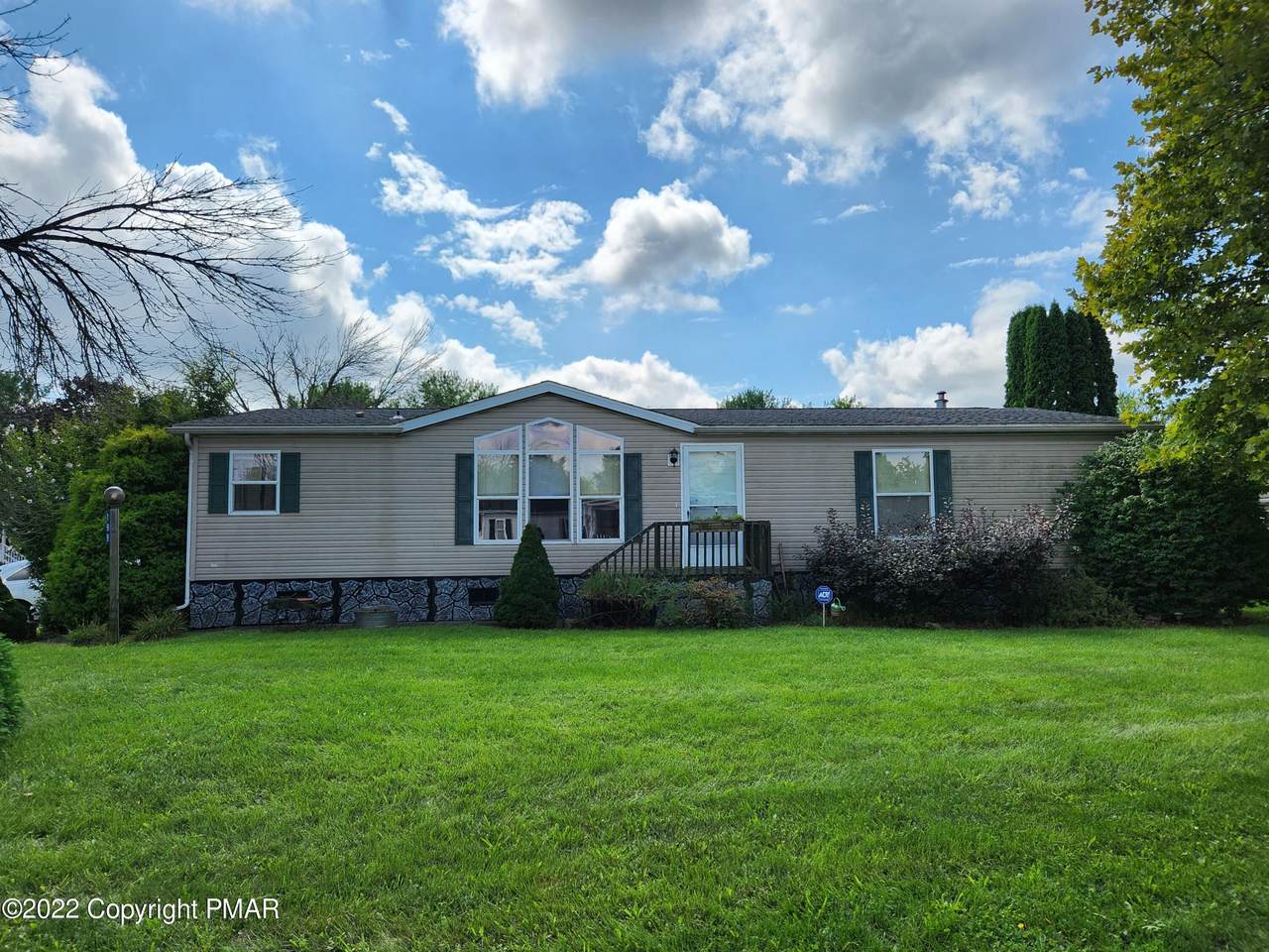 199 Goldenrod Ct - Photo 1