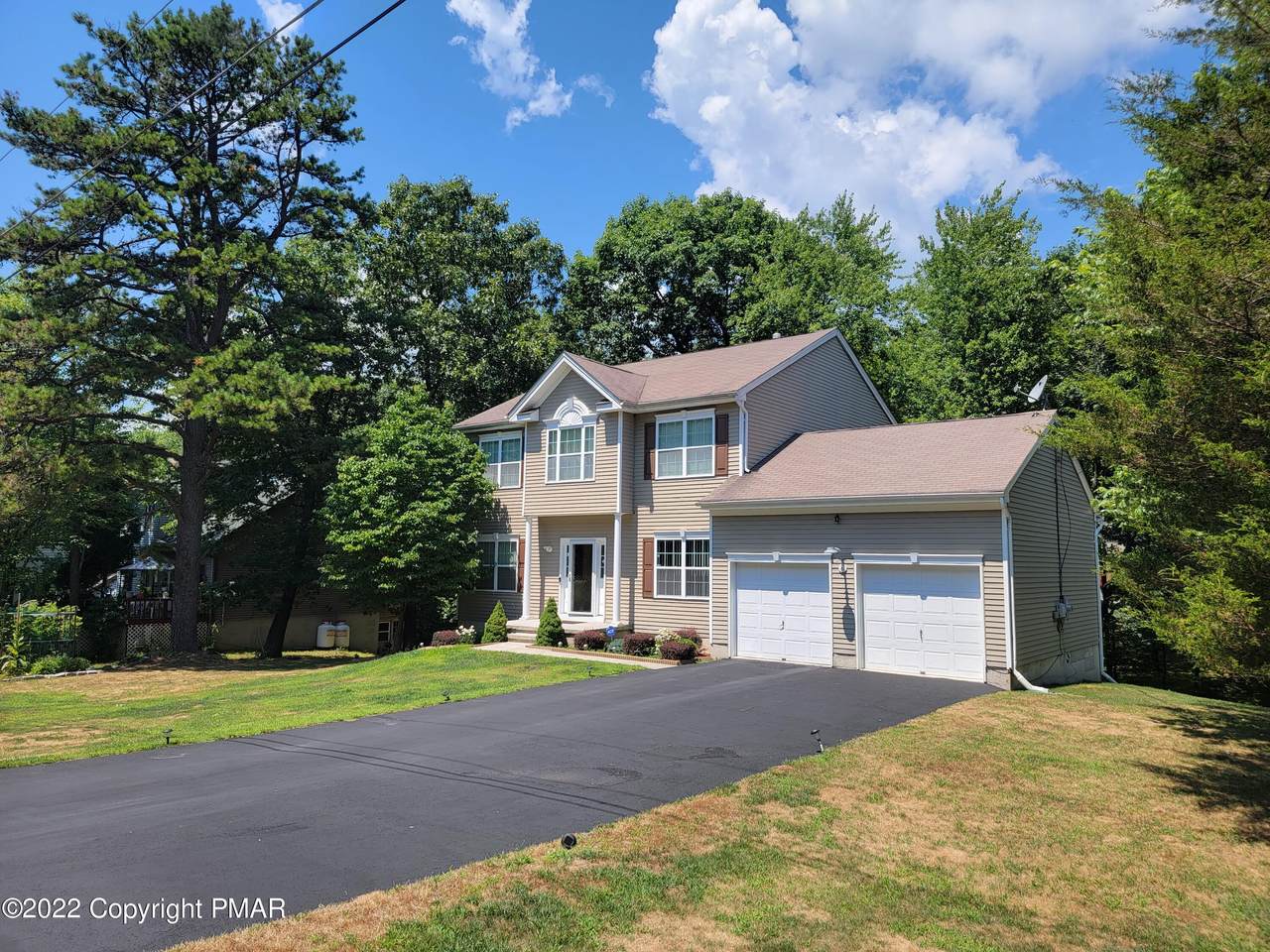 1122 Yorkshire Ln - Photo 1