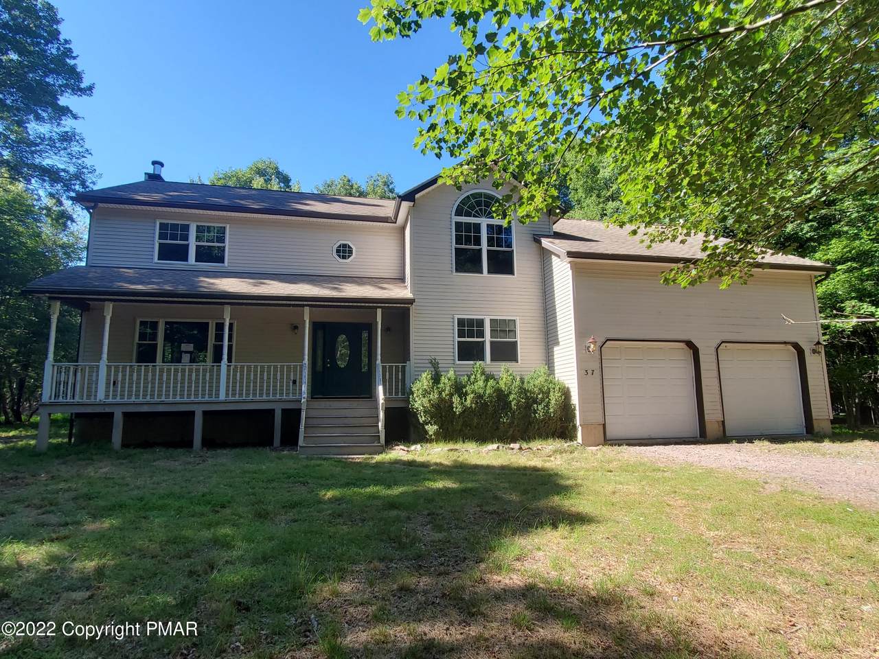 37 Surrey Glen Gln - Photo 1