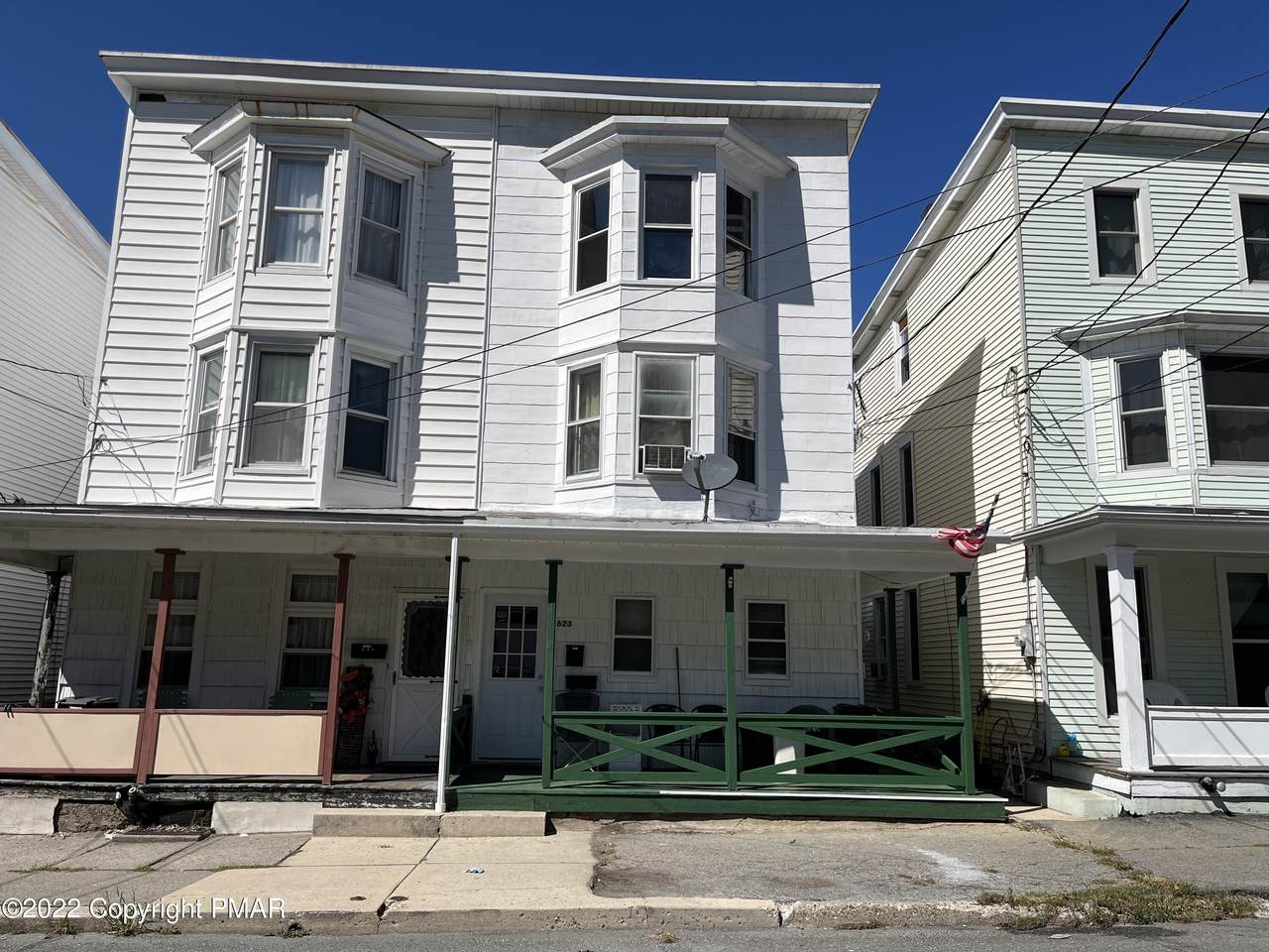 623 Arlington Street - Photo 1