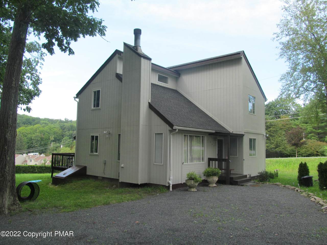 1043 Lancaster Drive - Photo 1