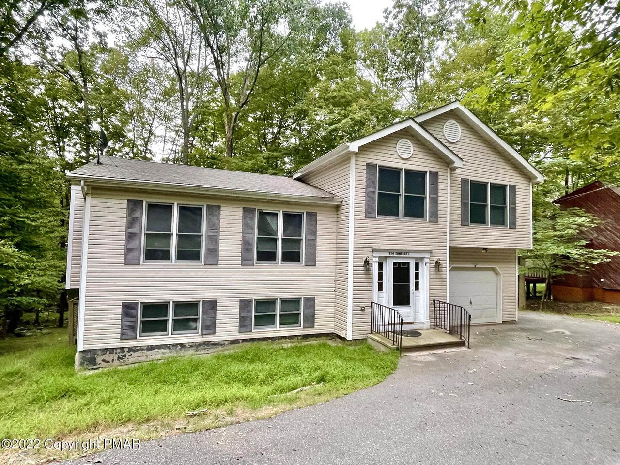 434 Somerset Drive - Photo 1