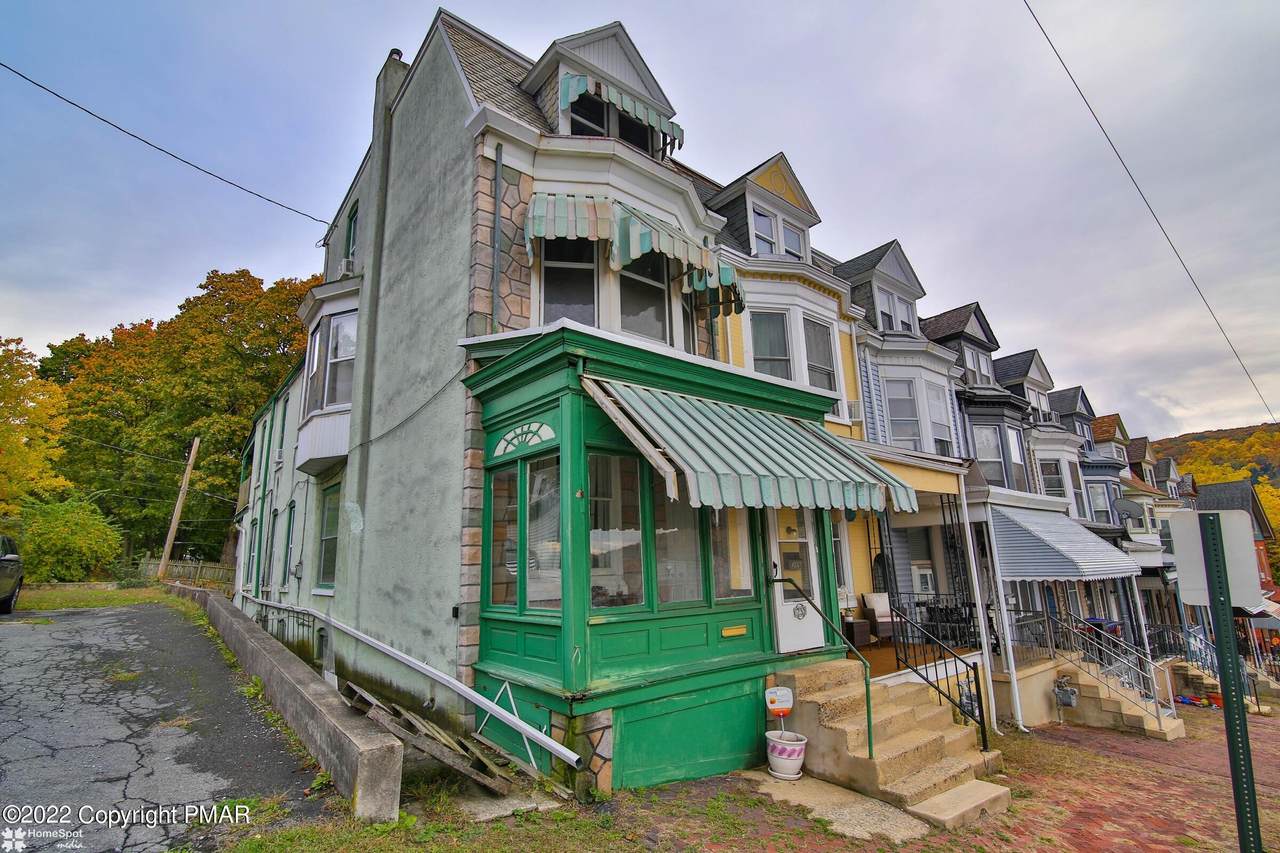 253 17th St - Photo 1