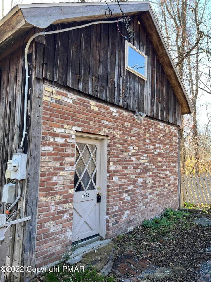 1696 Sullivan Trl - Photo 1