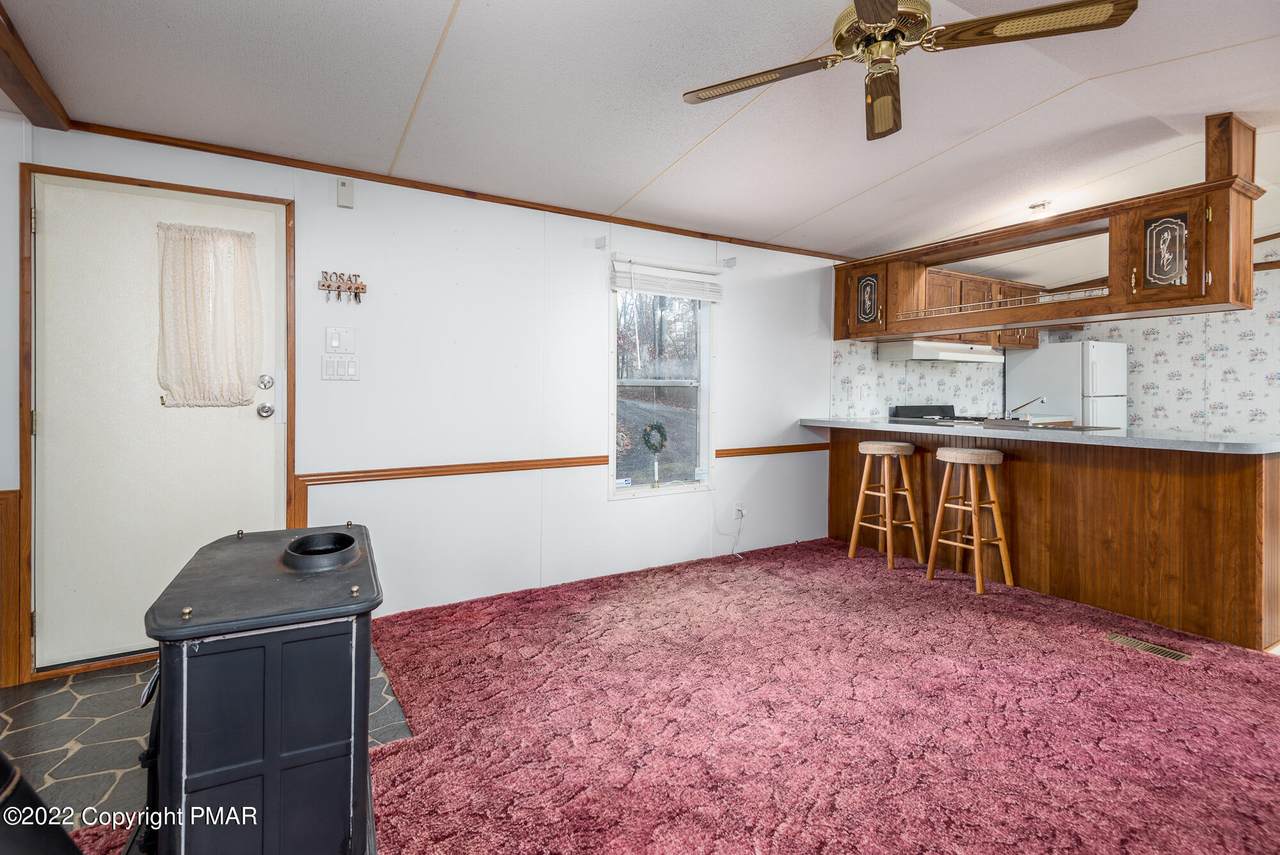 553 Starlight Dr - Photo 1