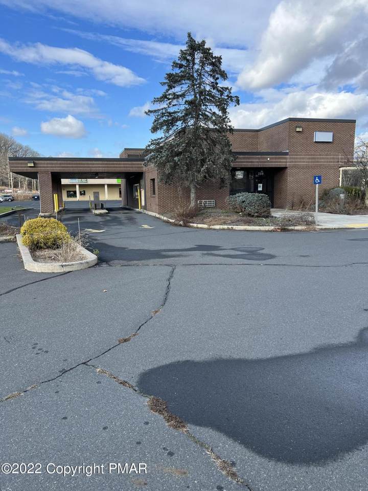 209 Skyline Dr - Photo 1