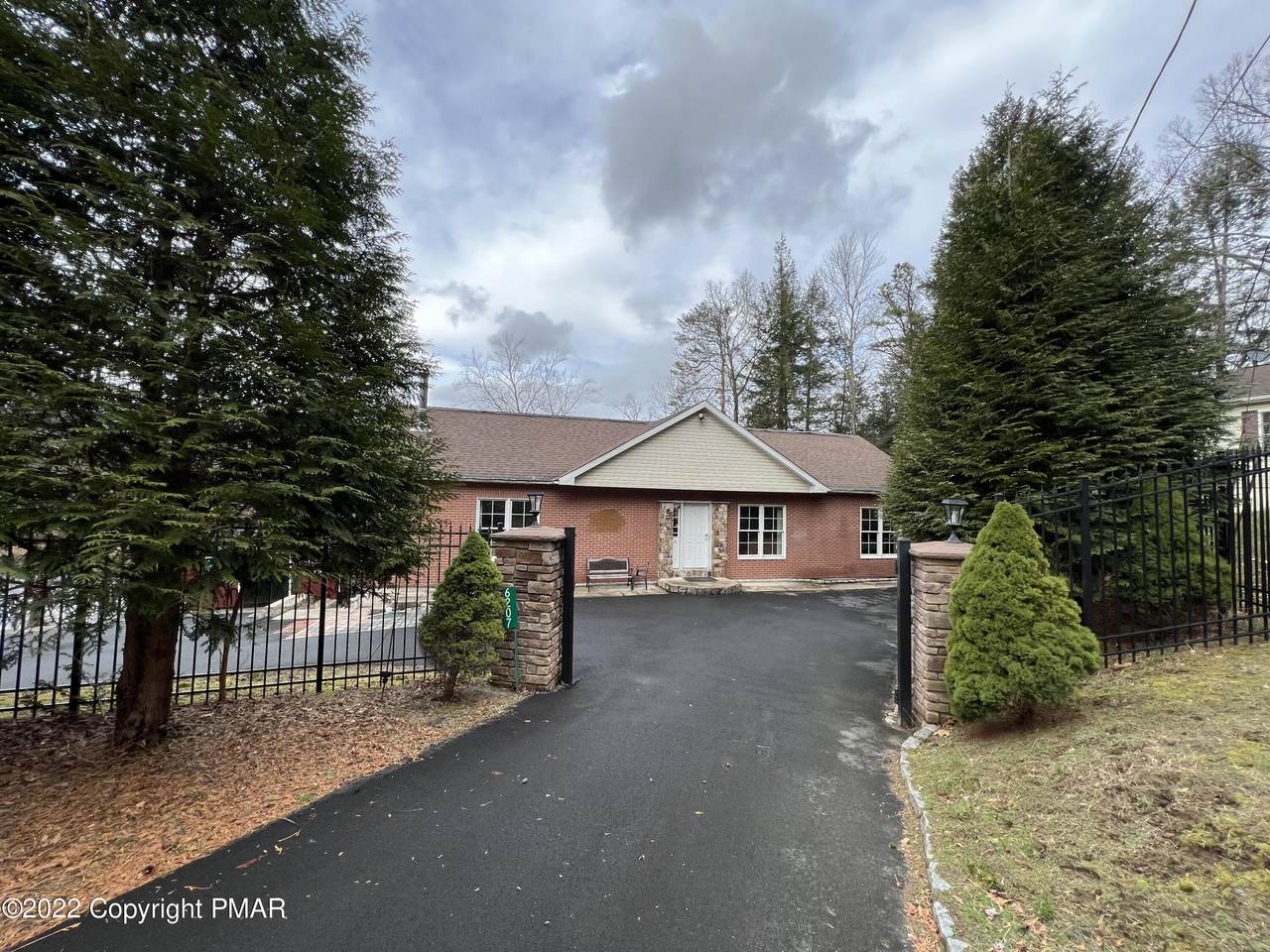 6207 Deer Dr - Photo 1