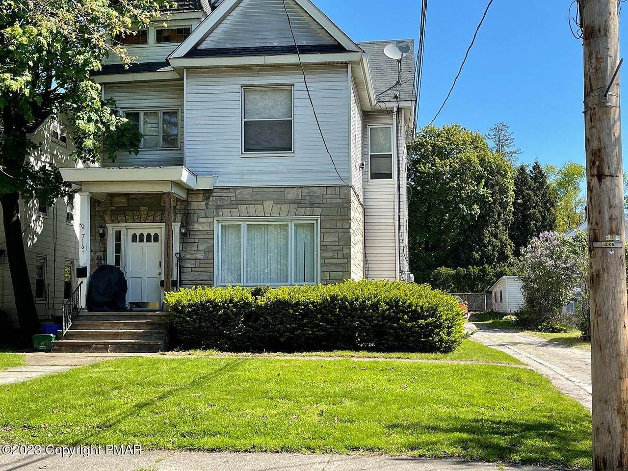 716 Lackawanna Ave - Photo 1