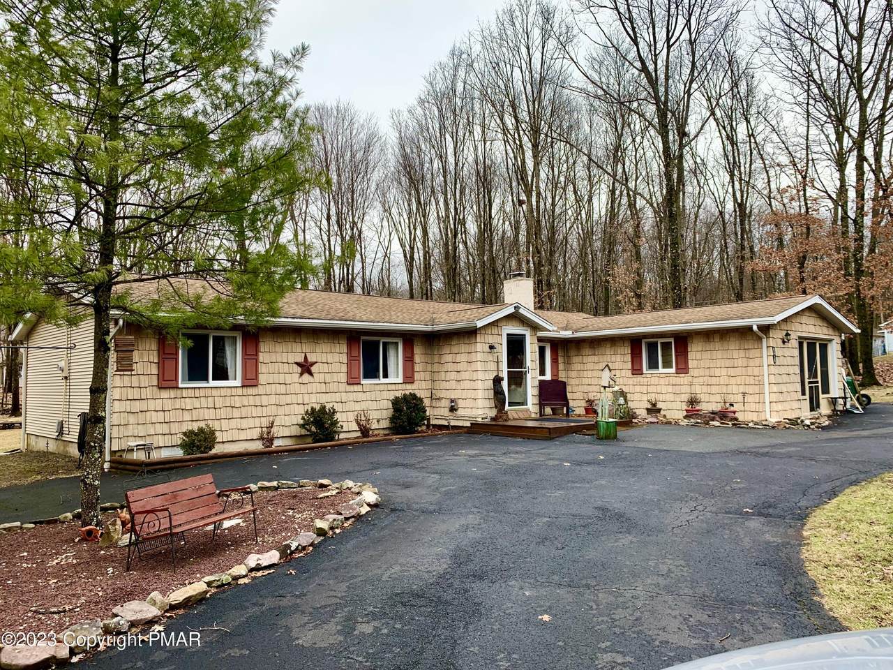 107 Hunter Lane - Photo 1