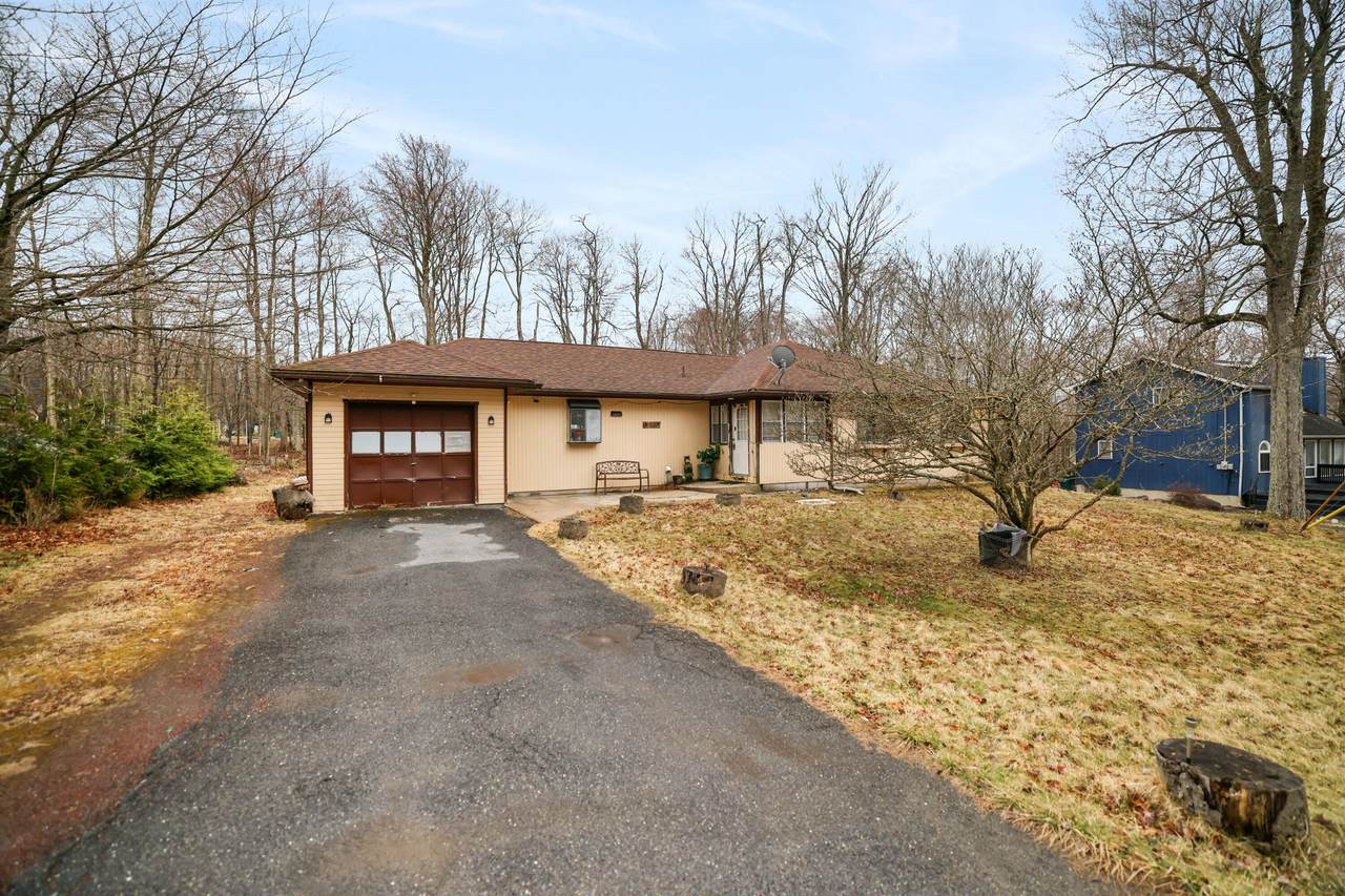 4754 Brentwood Drive - Photo 1